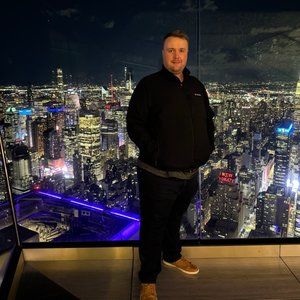 Meet your Posher, Adrian